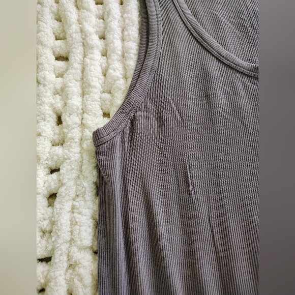 Vuori Torrey Ribbed Romper Shorts - Picture 5 of 12